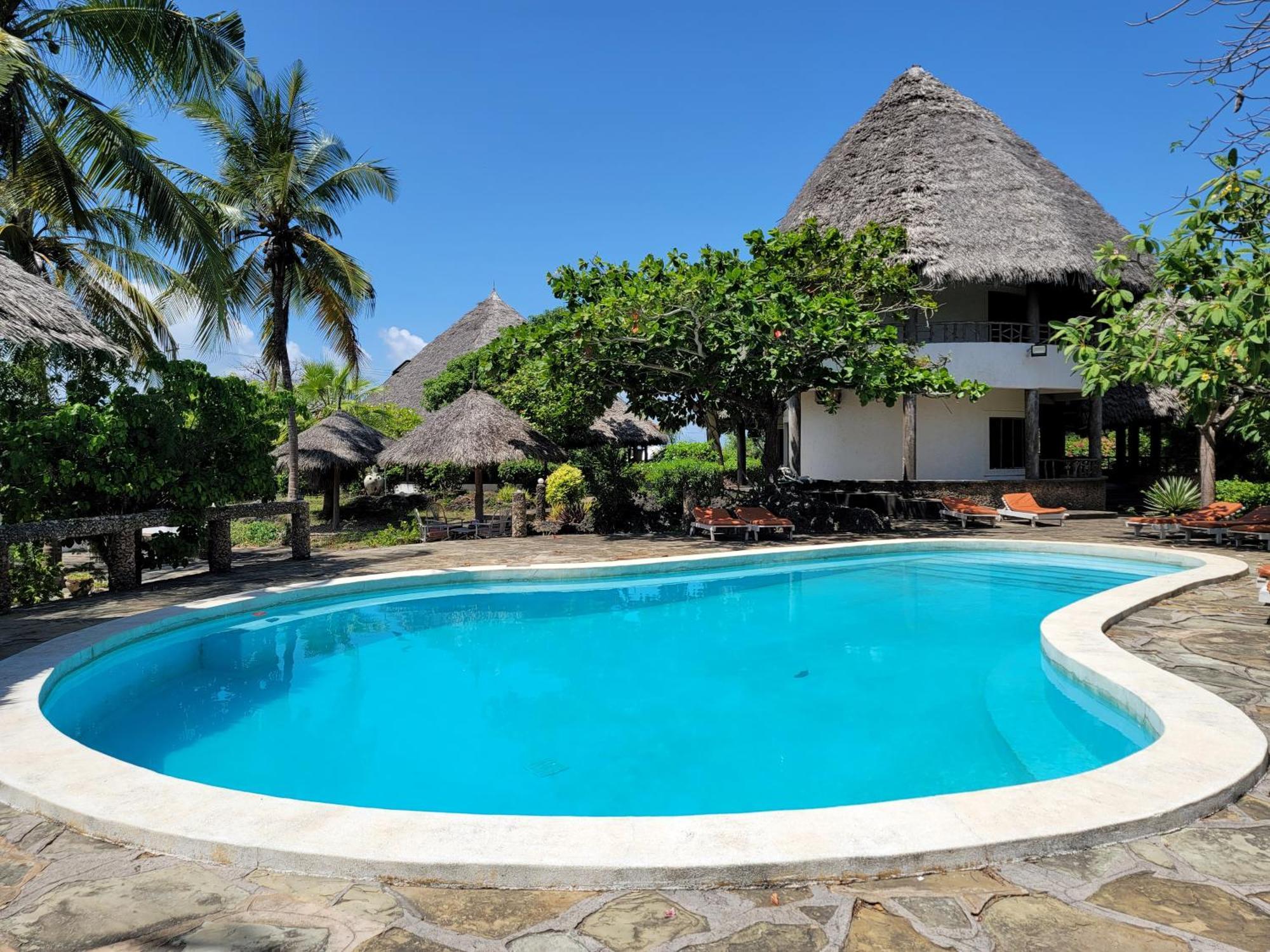 Flamingo Villas Resort Малинди Экстерьер фото