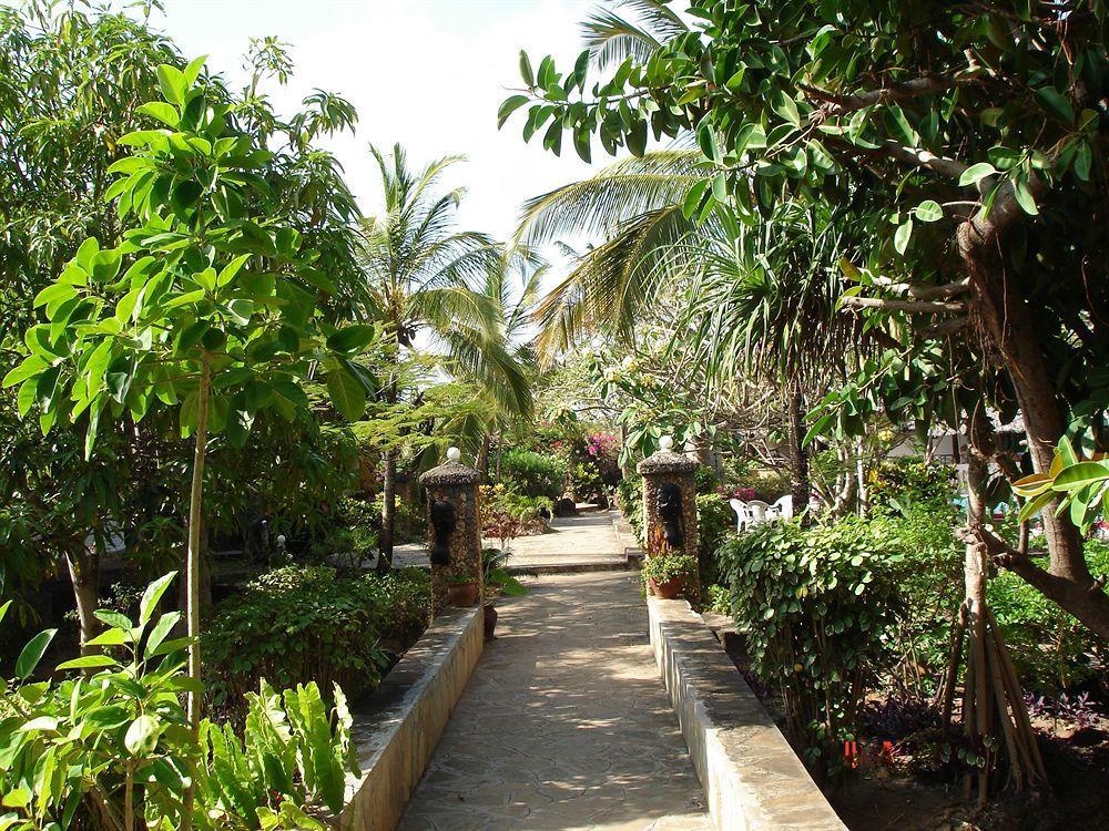 Flamingo Villas Resort Малинди Экстерьер фото
